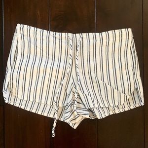 brandy melville blue and white striped shorts